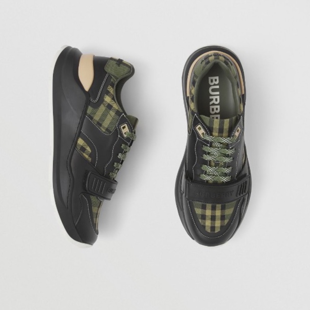 Burberry Check Ladies Sneakers - Picture 14 of 16